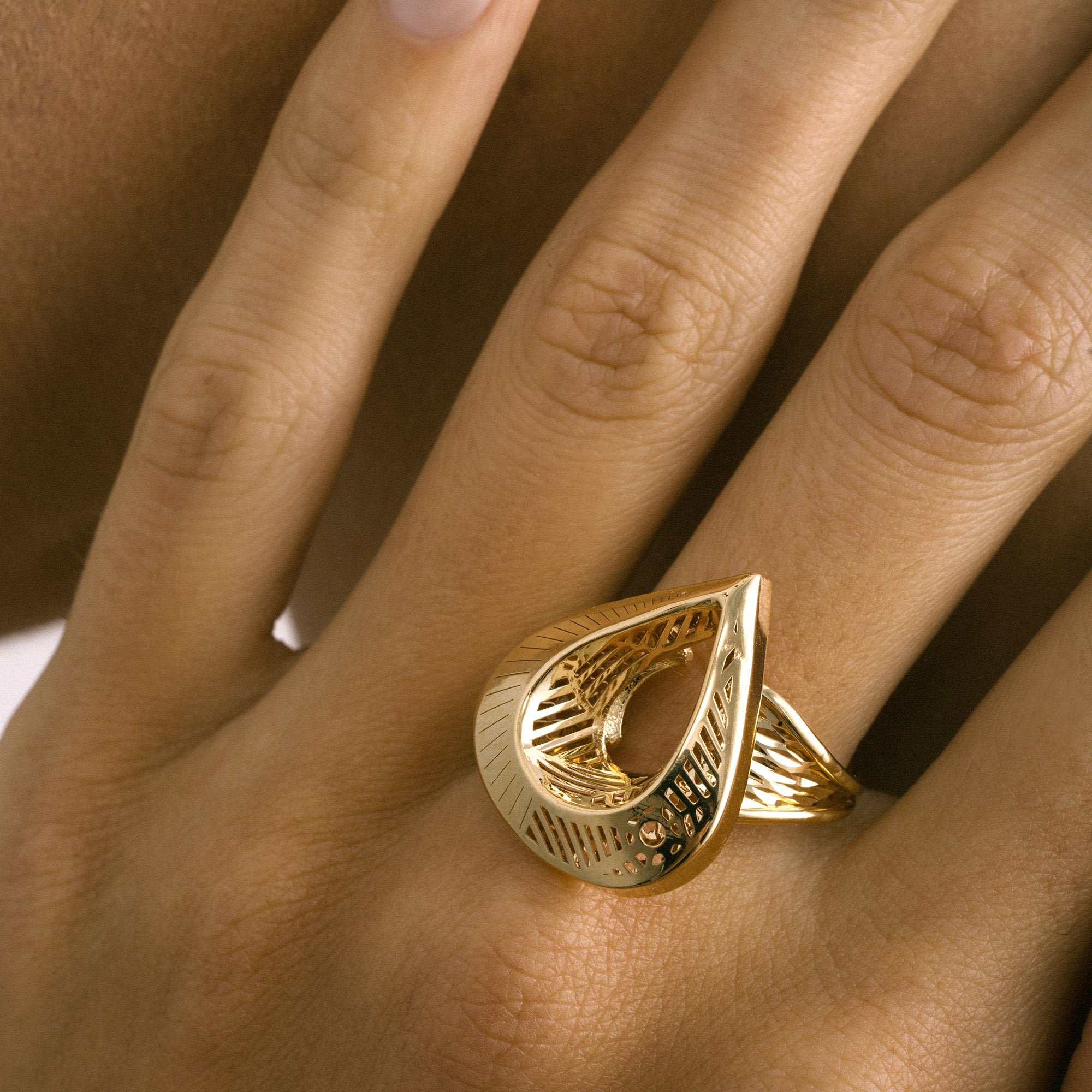 Eternal Flow Teardrop Ring