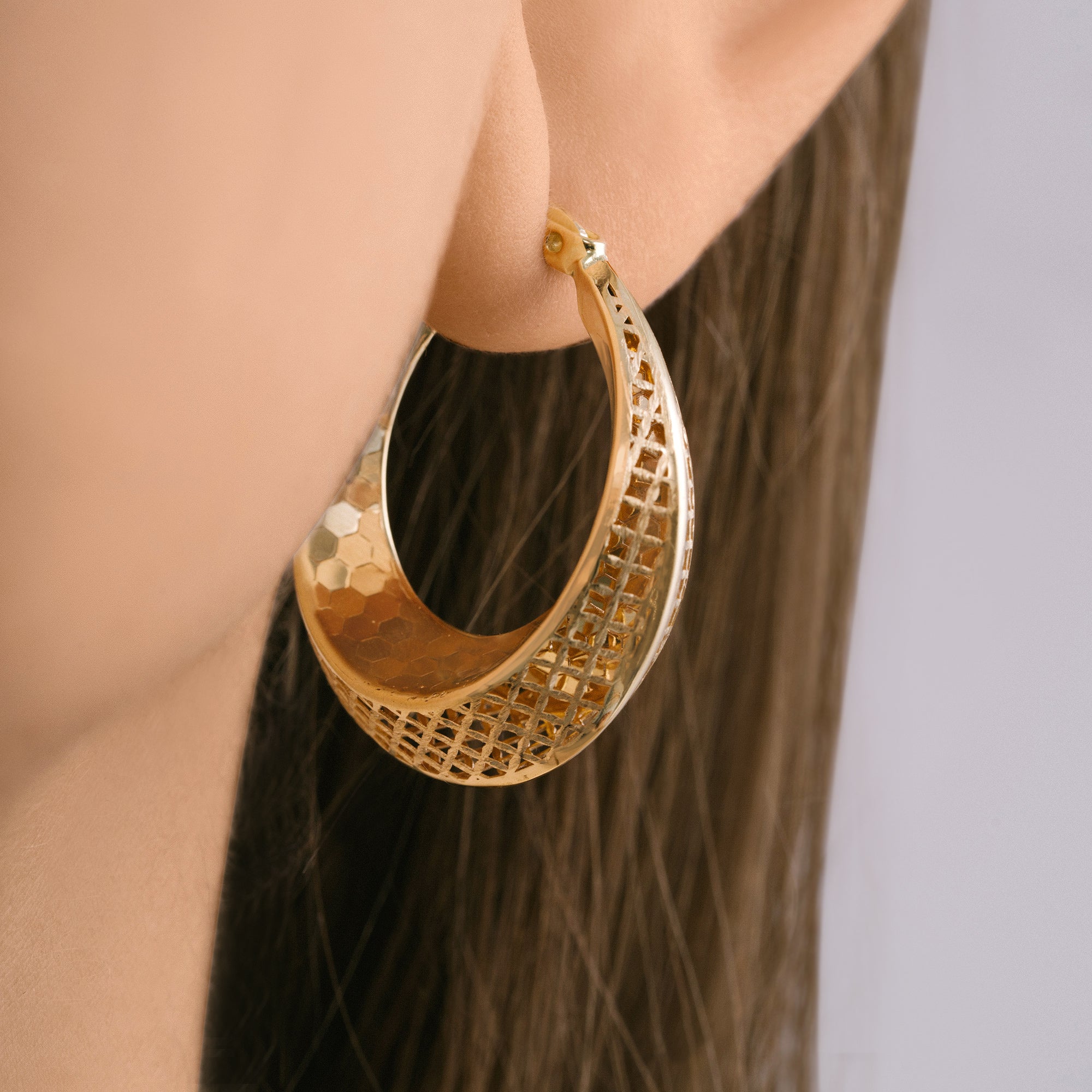 Honeycomb and Geometric Patterned Small Hoop Earrings